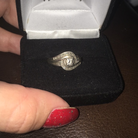 Kay Diamond Ring 💍 - Picture 4 of 11